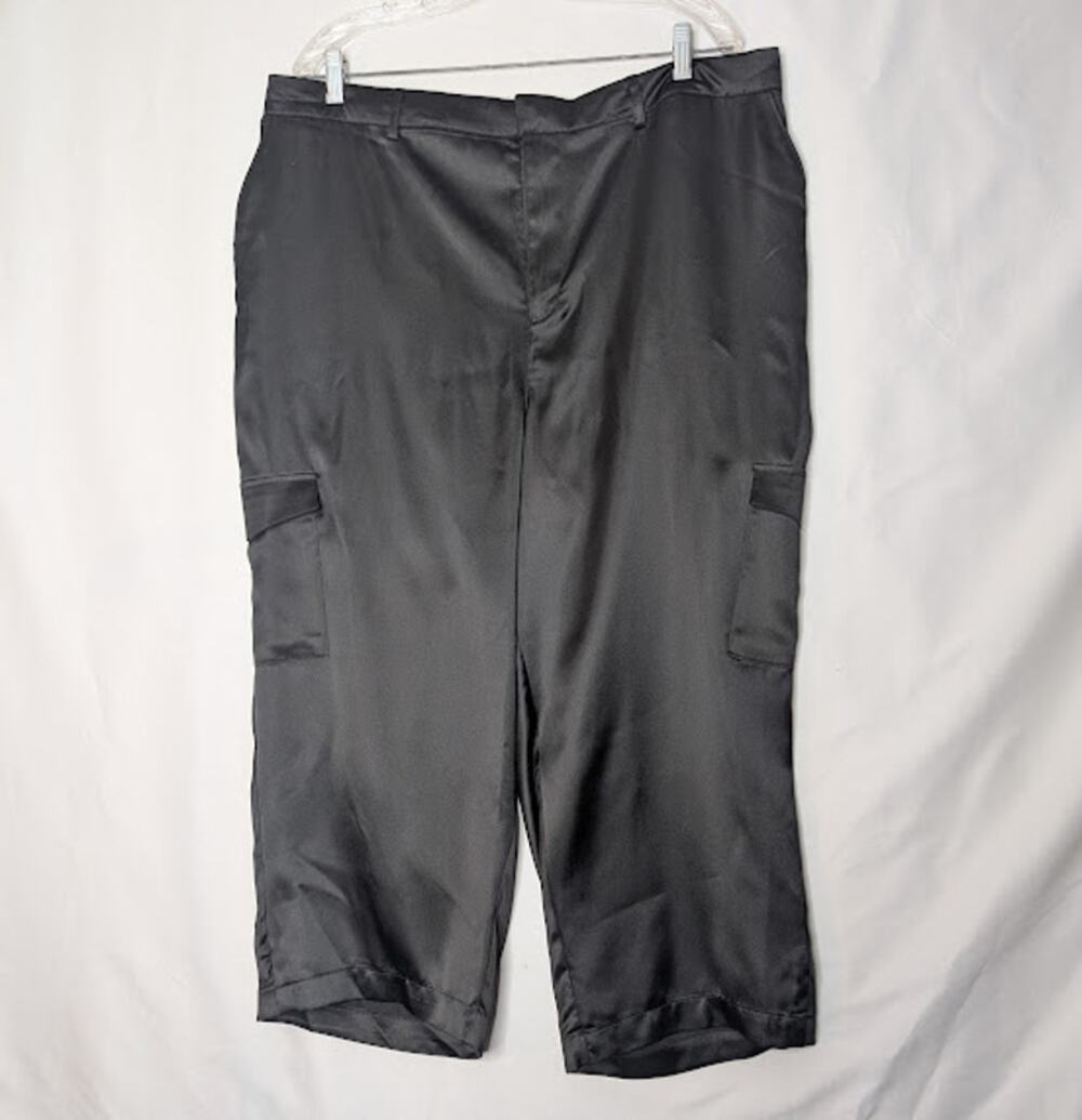 INTEMPO- Women's Black Satin Cargo capri dress pants size 16W Punk Goth Emo